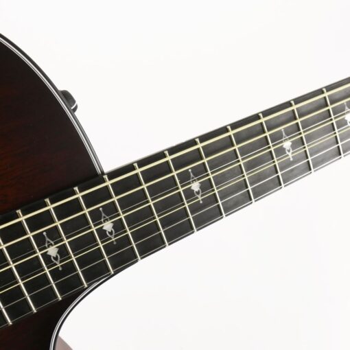 Taylor 326ce Baritone-8 LTD