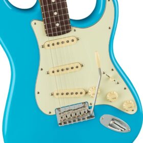 Fender American Professional II Stratocaster®, Rosewood Fingerboard, Miami Blue
