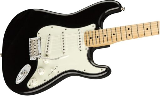 Fender Player Stratocaster®, Maple Fingerboard, Black