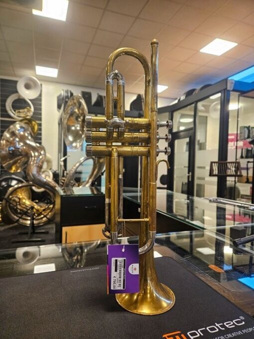 Conn 22B