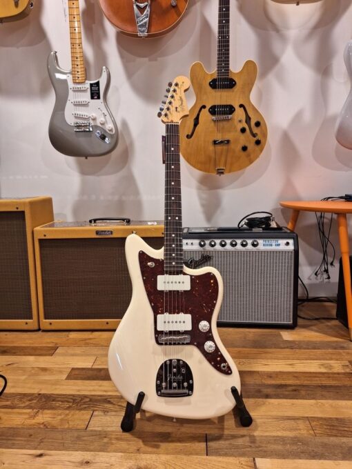 Fender Professional Jazzmaster® Rosewood Fingerboard, Olympic White