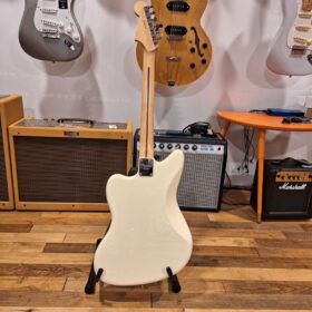 Fender Professional Jazzmaster® Rosewood Fingerboard, Olympic White