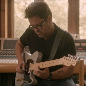 Fender Brent Mason Telecaster, Maple Fingerboard, Primer Gray