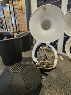 Selmer USA Signet