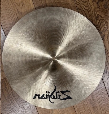 Zildjian 18" K Dark Thin Crash Gebruikt