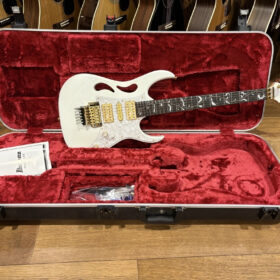 Ibanez PIA 3761 SLW Steve Vai Signature