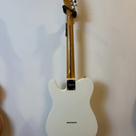 Squier Classic Vibe '70s Telecaster Thinline, Maple Fingerboard, Olympic white