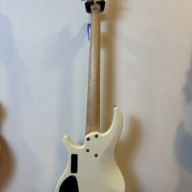 Dingwall Combustion 5 vintage white