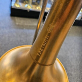 Eastman ETB426GV
