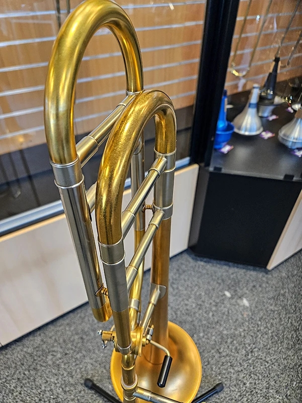 Eastman ETB426GV