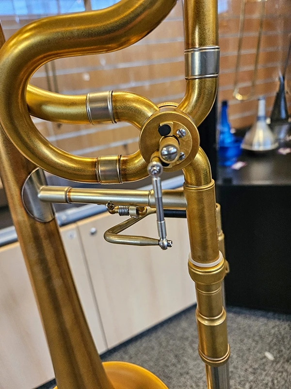 Eastman ETB426GV