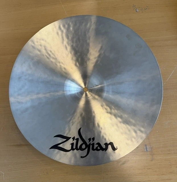 Zildjian 17" Dark Thin Crash Demo